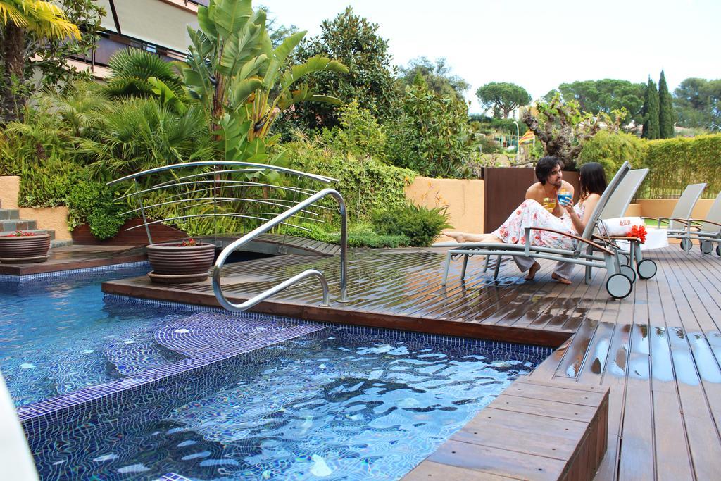 Montaltmar Hotel Sant Vicenç de Montalt Екстериор снимка