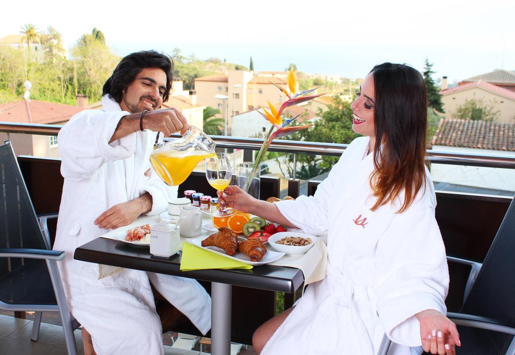 Montaltmar Hotel Sant Vicenç de Montalt Екстериор снимка